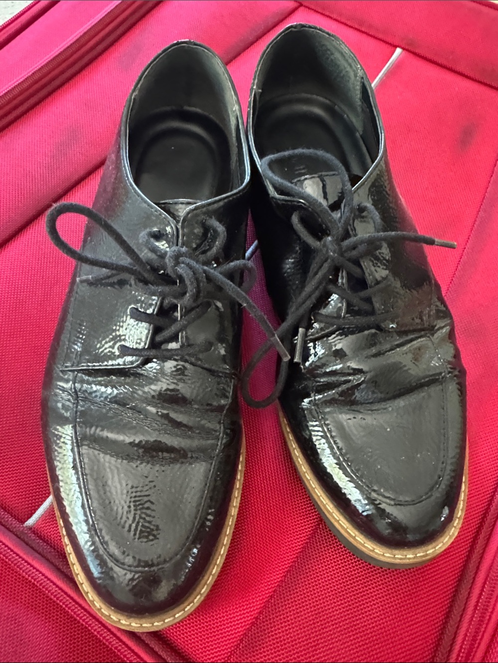 Women’s Franco Sarto Black Patent Lace-Up Dress Shoes